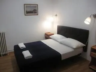 호스텔 호스탈 엘 니노트