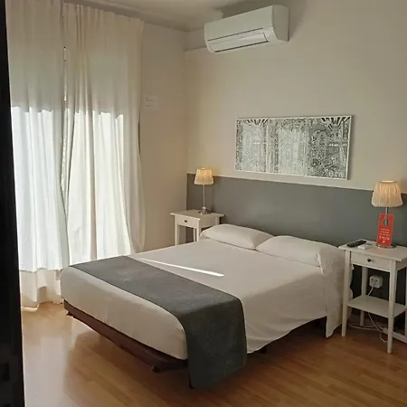 Vandrarhem El Ninot *