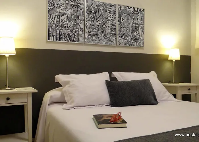 El Ninot Hostel
