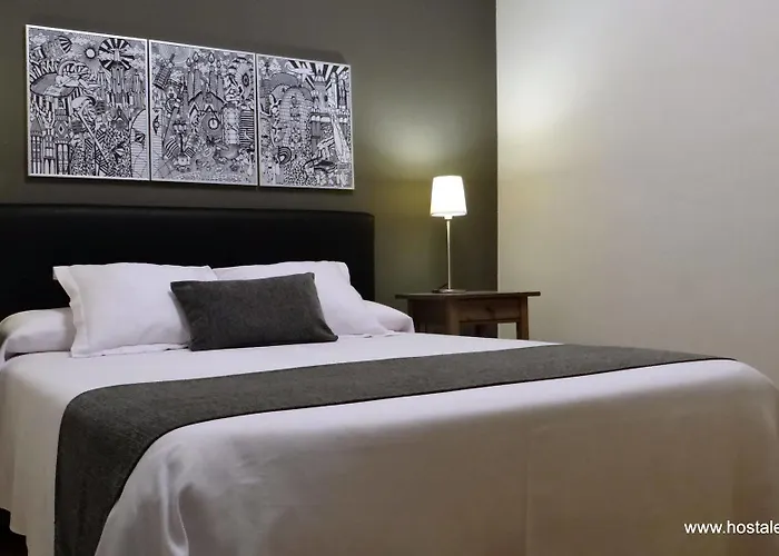 El Ninot Hostel