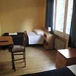 هوستال إل نينوت بيت شباب