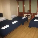 بيت شباب هوستال إل نينوت *