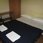 El Ninot Hostel