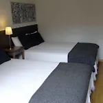 هوستال إل نينوت بيت شباب *