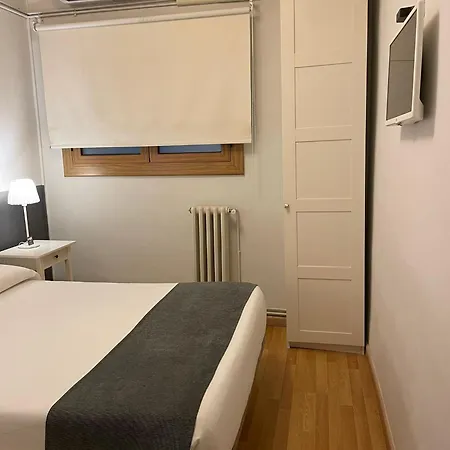 Guest house El Ninot Barcelona