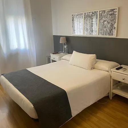Guest house El Ninot Barcelona
