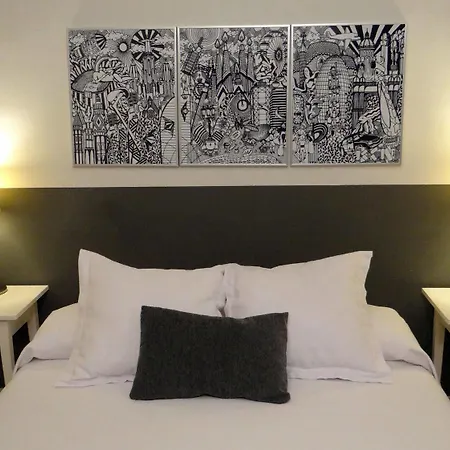 El Ninot Hostel